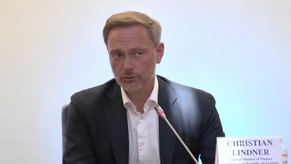 Video: Lindner sagt bei Kiew-Besuch weitere Hilfe zu