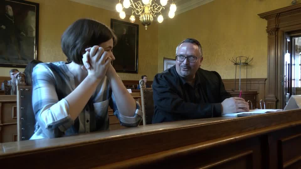 Video: Impfschaden-Prozess in Bamberg - Gericht fordert Gutachten