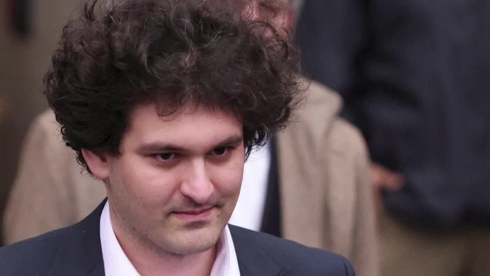 Video: Neue Vorwürfe gegen FTX-Gründer Bankman-Fried