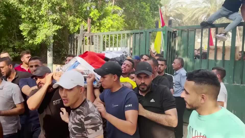 Video: Westjordanland: Zwei Männer bei israelischer Razzia getötet Video: Westjordanland: Zwei Männer bei israelischer Razzia getötet