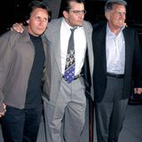 Dass aus dem Sohn von Schauspieler Martin Sheen etwas werden würde, war fast schon vorherzusehen: "Two and a Half Men"-Star Charlie Sheen folgte bereits in jungen Jahren dem Beispiel seines Vaters und wurde als Schauspieler erfolgreich. Genau wie Bruder Emilio Estevez, der zudem als Filmregisseur und Drehbuchautor tätig ist. Letzterer tritt übrigens – im Gegensatz zu seinem Vater und Bruder – mit bürgerlichem Namen auf. 