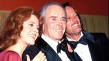 Jane Fonda kann so gut wie alles: Schauspielern, Sex-Symbol sein und einen Oscar nach dem nächsten gewinnen. Doch der Erfolg liegt auch hier in der Familie. Der Vater der heute 85-Jährigen war ebenfalls als Schauspieler erfolgreich, spielte in den 1920ern und 30ern in mehr als 115 Filmen mit und wurde für unzählige Auszeichnungen nominiert. Fonda starb 1982 im Alter von 77 Jahren an einem Herzleiden. Hier sieht man ihn zusammen mit Jane im Jahr 1978. 