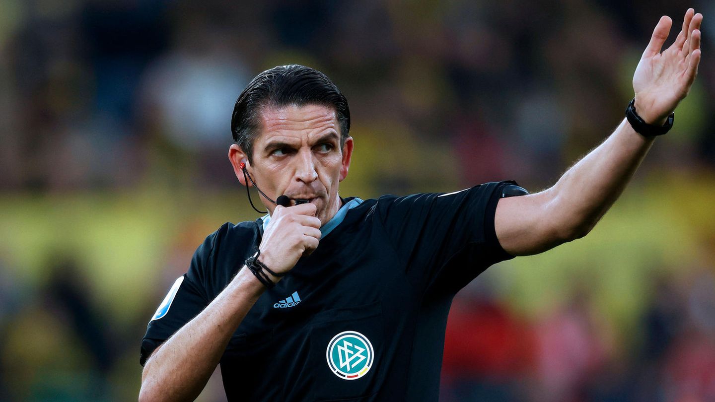When Deniz Aytekin jokes with Thomas Müller: the documentary shows the DFB referee up close