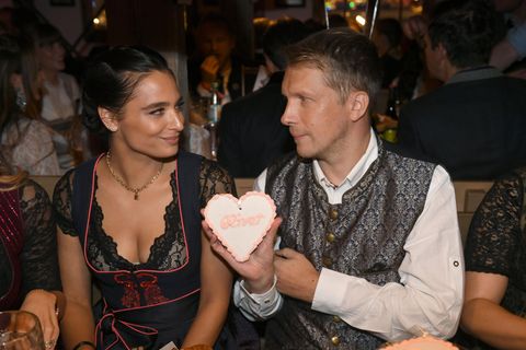 Amira Oliver Pocher