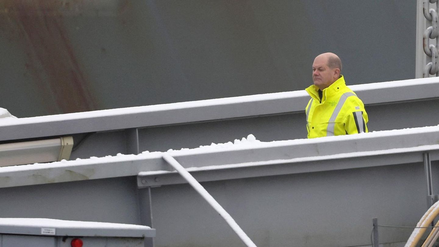 Keine Antwort unter dieser Nummer: Kanzler Olaf Scholz auf LNG-Mission