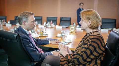Bundesfinanzminister Christian Lindner (FDP) und Bundesfamilienministerin Lisa Paus (Grüne)