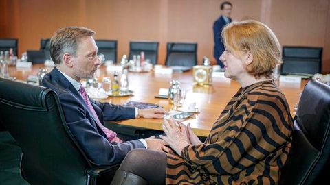 Finanzminister Christian Lindner und Familienministerin Lisa Paus