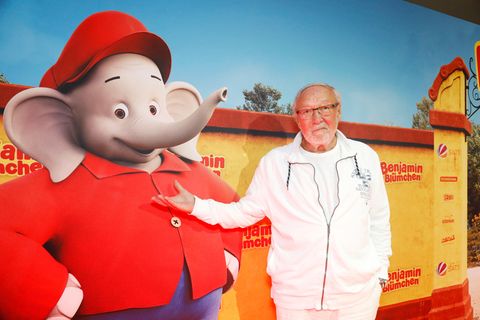 Jürgen Kluckert mit Benjamin Blümchen