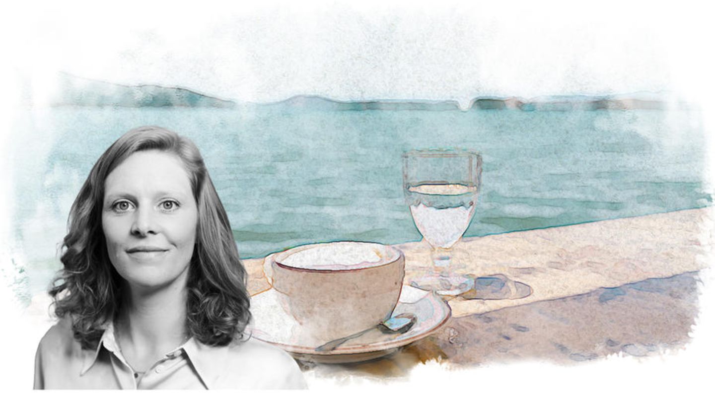 Kolumnistin Franziska Wallner vor einer Illustration