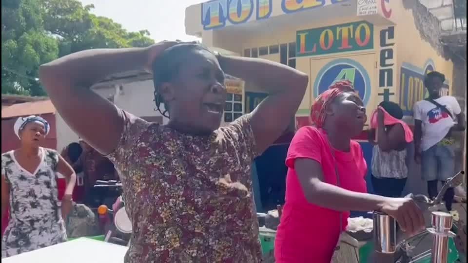 Video: Haiti: Einwohner von Port-au-Prince fliehen vor Bandengewalt