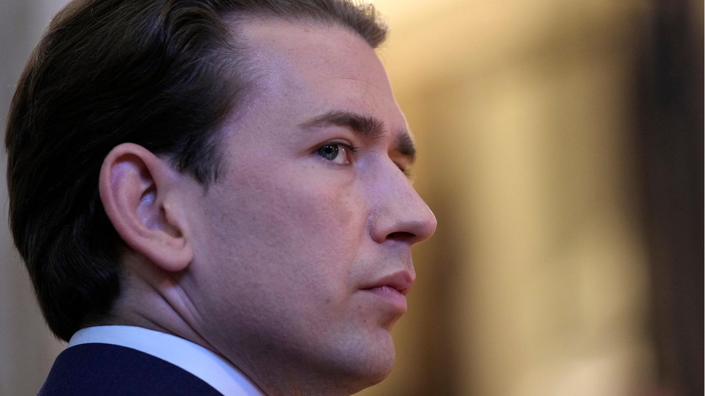 Sebastian Kurz: Austria’s ex-chancellor accused of making false statements