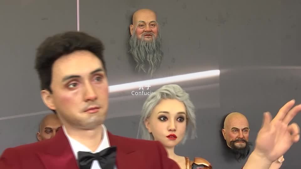 Video: Wenn der Robo zwei Mal zwinkert...