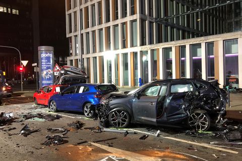 Köln Auffahrunfall