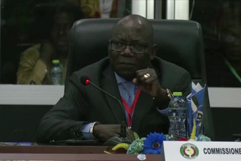 Video: Ecowas-Staaten bei Befehl zu Militär-Intervention im Niger bereit