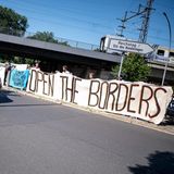 Protest am Rande des Tags der offenen Tür der Bundesregierung