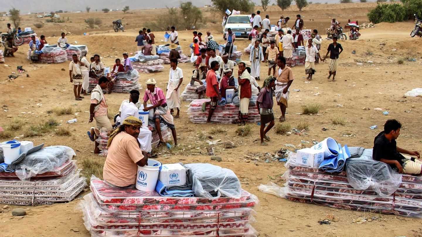 Yemen: Report says Saudi officials are killing hundreds of migrants, including children