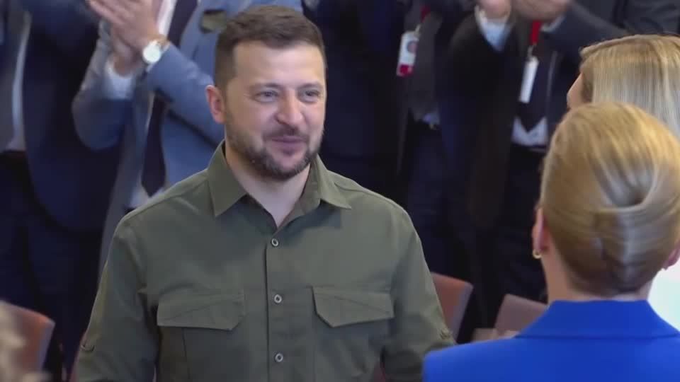 Video: Selenskyj in Dänemark mit Jubel begrüßt