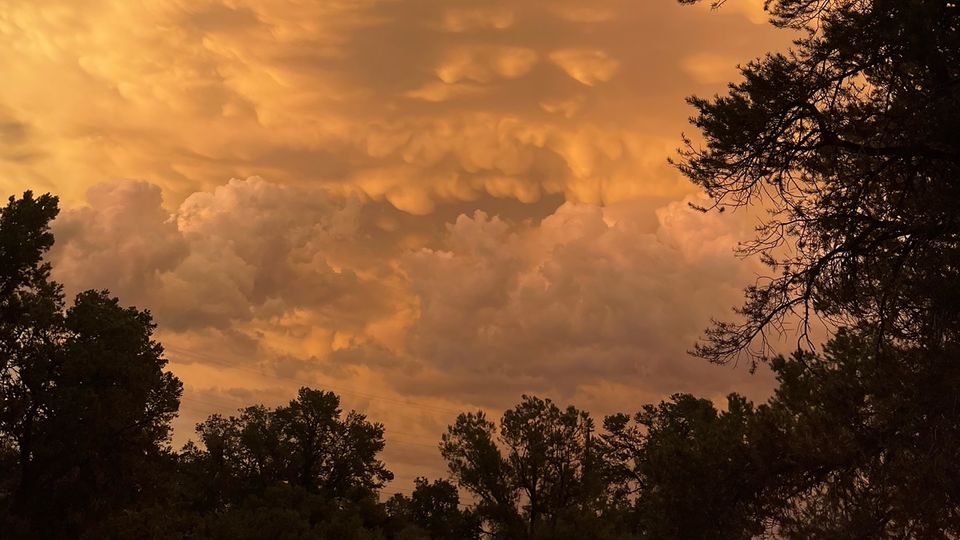 Wolken vor Hurrikan Hilary Wolken vor Hurrikan Hilary