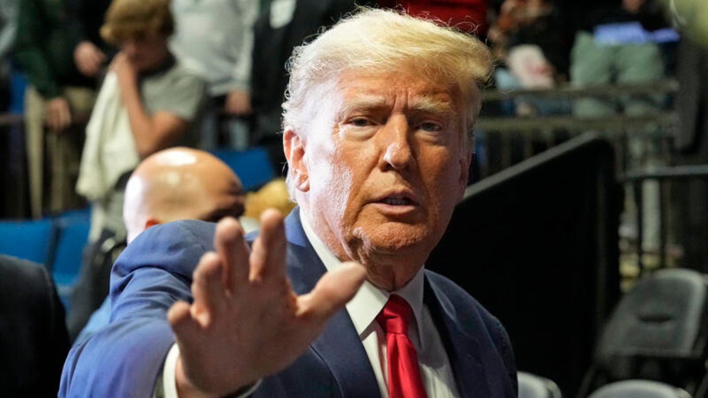 Donald Trump: Thursday court date plus 0,000 bail