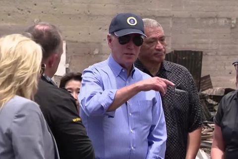 Brände auf Haiwaii: Nach Kritik am Krisenmanagement: Joe Biden besucht Katastrophengebiet auf Maui