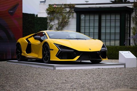 Lamborghini Revuelto 2024