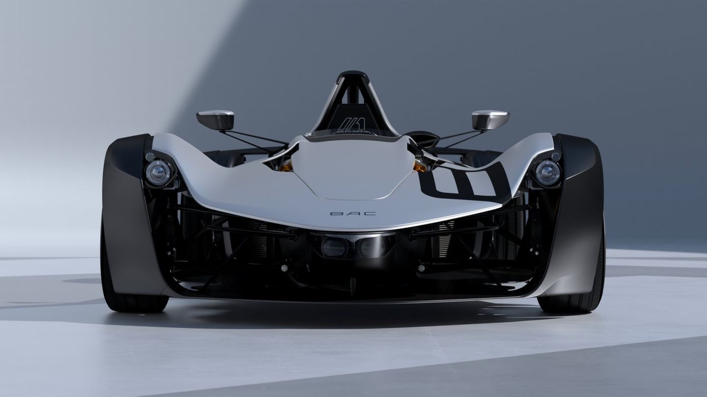 The super sports car for the road: to 100 km/h in less than 3 seconds