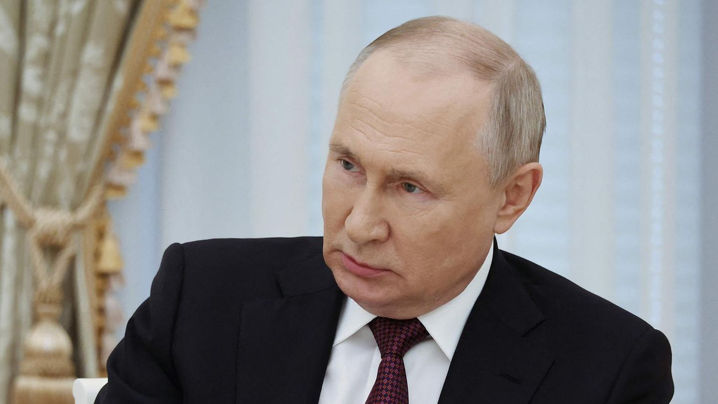 Yevgeny Prigozhin: President Vladimir Putin confirms his death