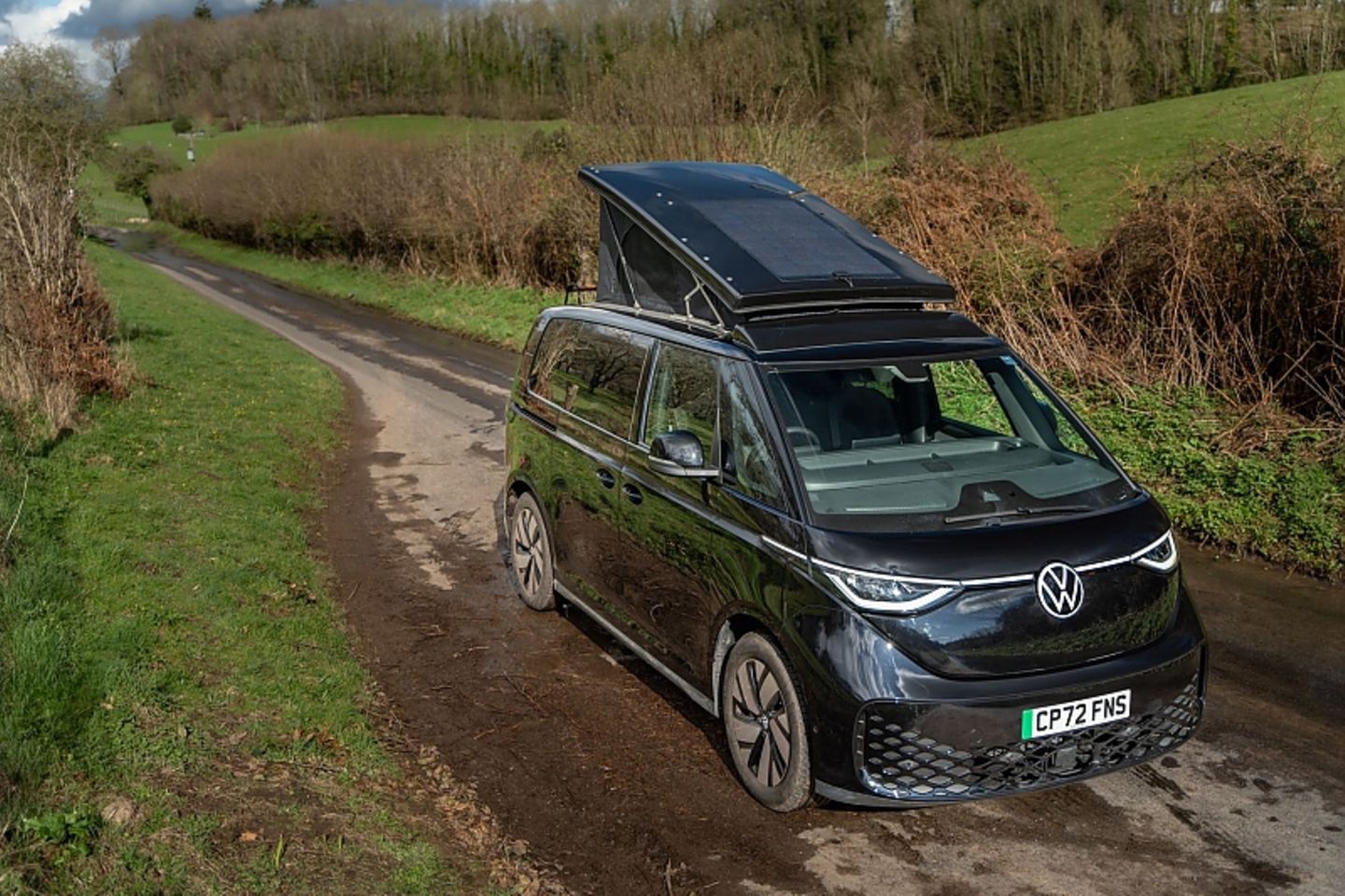 ID. Buzz mit nachgerüstetem Campingmodul von Dvan-TC Conversion