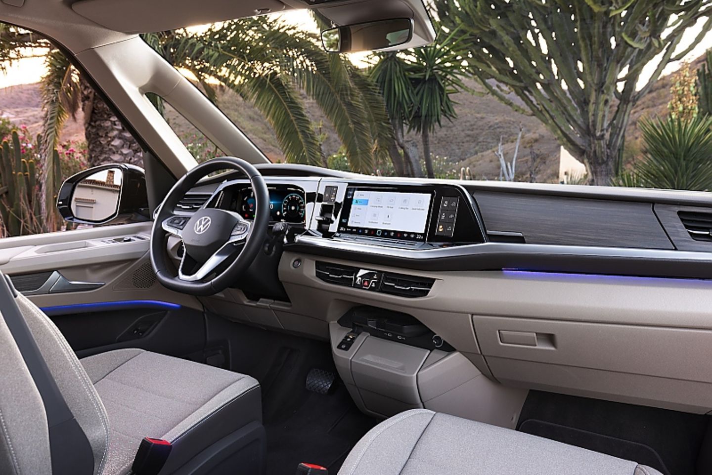 VW T7 California Concept 2023