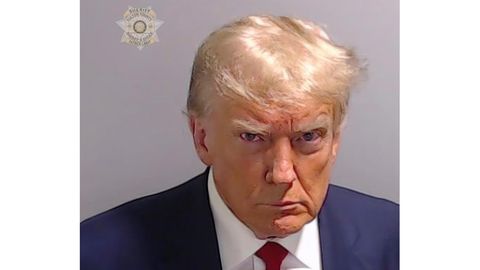 Donald Trump, ehemaliger Präsident der USA, bei der erkennungsdienstlichen Behandlung in Atlanta