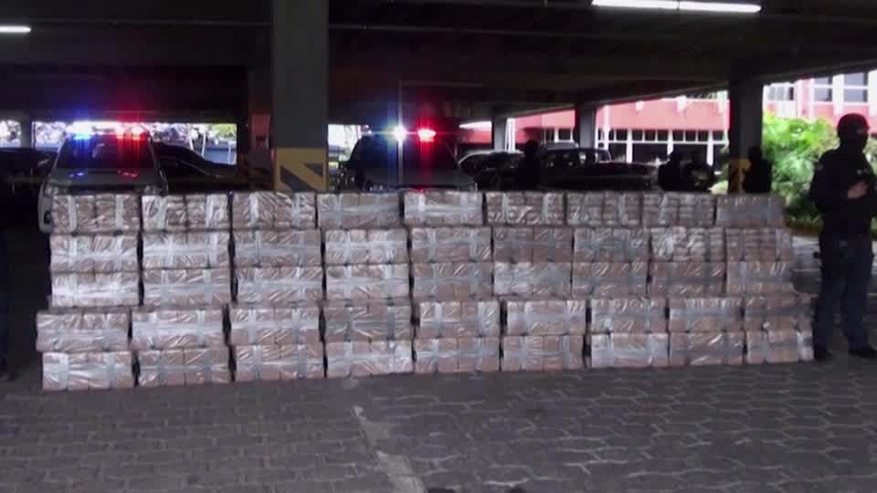 Video: Tauchboot mit über zwei Tonnen Kokain sichergestellt