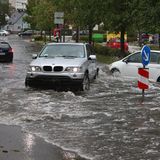 Teilweise kam es durch das tosende Unwetter zu Überschwemmungen wie hier in Augsburg