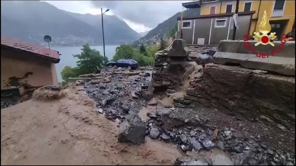 Video: Nach Unwetter: Sturzfluten in Norditalien Video: Nach Unwetter: Sturzfluten in Norditalien
