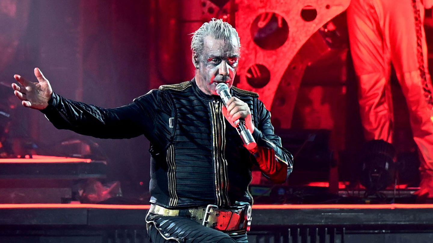 Till Lindemann, Frontsänger von Rammstein