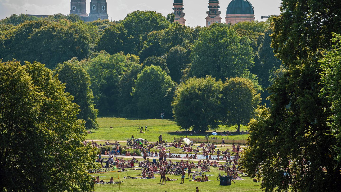 Sommertag im englischen Garten in München