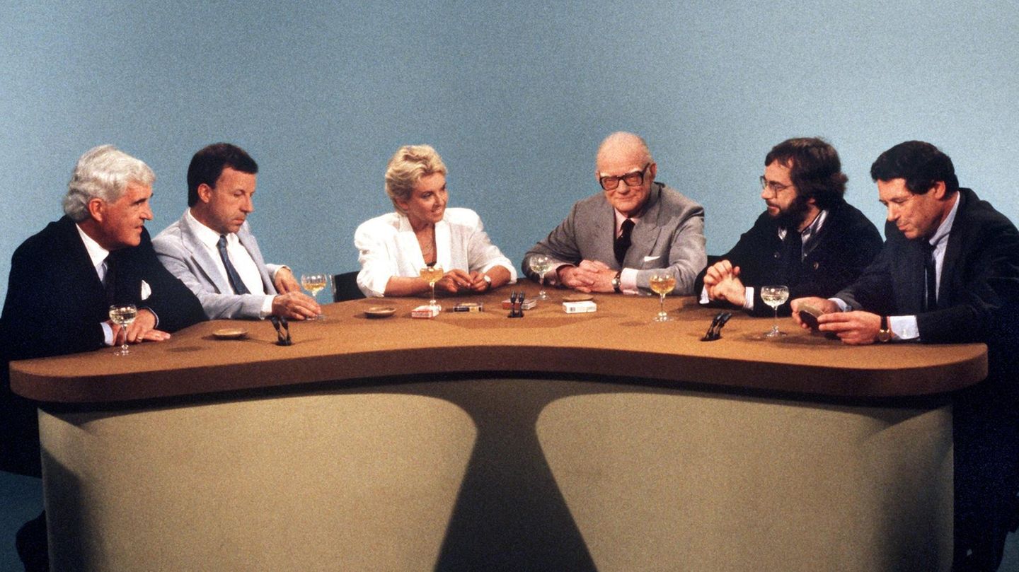 Heute vor 70 Jahren lief der "Internationale Frühschoppen" zum ersten mal im Fernehen