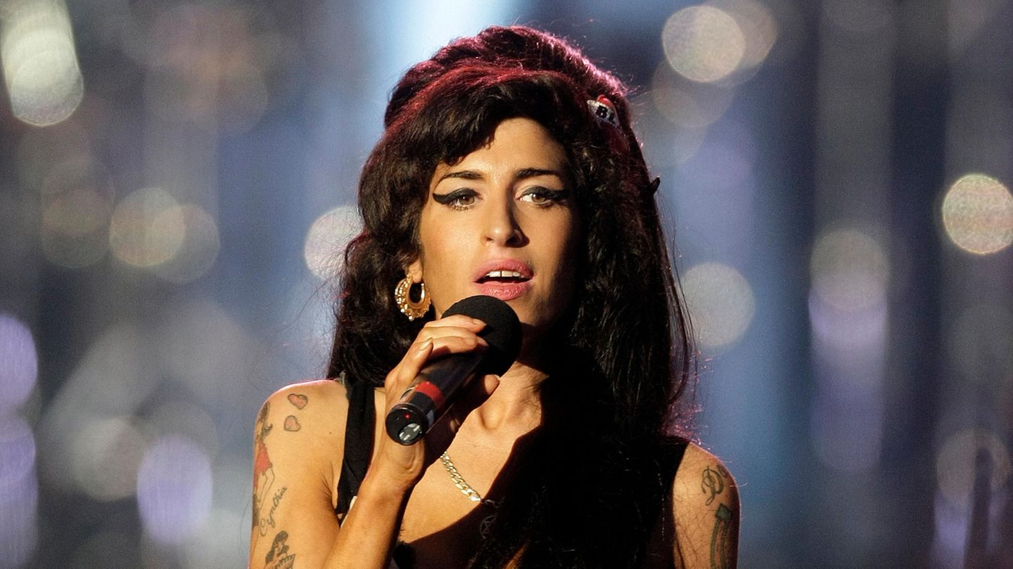 Amy Winehouse Diaries Released: ‘She Was More Than Just Addiction’