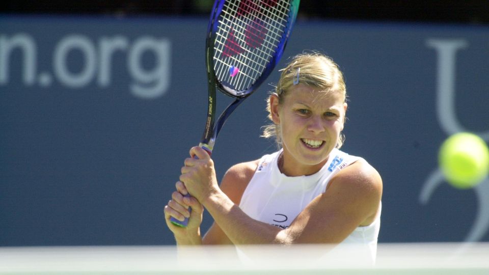 UNITED STATES - CIRCA 2000: Anke Huber returns ball to Elena Dementieva at the US Open in Flushing Meadows. Huber lost to the Russian in three sets. (Photo by Howard Earl Simmons/NY Daily News Archive via Getty Images) UNITED STATES - CIRCA 2000: Anke Huber returns ball to Elena Dementieva at the US Open in Flushing Meadows. Huber lost to the Russian in three sets. (Photo by Howard Earl Simmons/NY Daily News Archive via Getty Images)