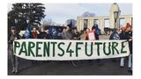 Claudia Prange und die "Parents for Future"  Claudia Prange erinnert sich noch genau an jenen Tag Anfang 2019. Sie ging mit ihrem Sohn auf die erste "Fridays for Future"-Großdemonstration in Deutschland. Anlass war der sogenannte Kohlekompromiss. "Die gesamte Veranstaltung wurde über Dutzende Whatsapp-Gruppen organisiert und aus einer davon sind wir dann hervorgegangen", so Prange. Eine Gruppe für Erwachsene und Eltern, die das Engagement der Schüler bei Fridays for Future unterstützen wollen. Doch der eigentliche Geburtshelfer für die "Parents for Future" sei Armen Laschet gewesen. "Laschet rief Schulleitungen in Nordrhein-Westfalen dazu auf, Jugendliche härter zu bestrafen, wenn sie auf Freitagsdemos gehen. Da war für uns Eltern das Maß voll", blickt Prange zurück. Es wurde ein Offener Brief an Laschet verfasst und 20.000 Unterschriften gesammelt. Danach entwickelte die Whatsapp-Gruppe ein rasantes Eigenleben, weitere Eltern organisierte sich hier, gründeten in allen größeren Städten Ortsgruppen. Zwei Jahre später folgte die offizielle Eintragung des Vereins "Parents for Future". Heute ist "PFF" eine international aufgestellte Gruppe von Eltern aus aller Welt.
