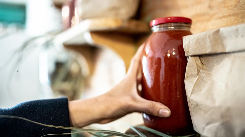 Rezepte: Im Winter ein Gedicht: selbstgemachte Tomatensauce Im Winter ein Gedicht: selbstgemachte Tomatensauce