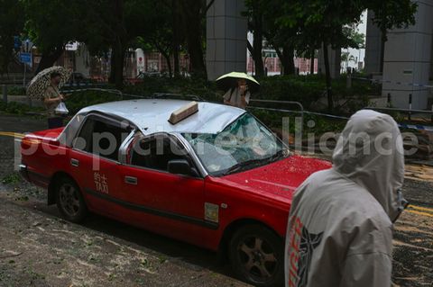 Taifun Saola hat in Hongkong für Verwüstung gesorgt