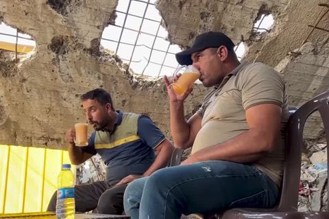 Video: Frische Säfte in der IS-Ruine