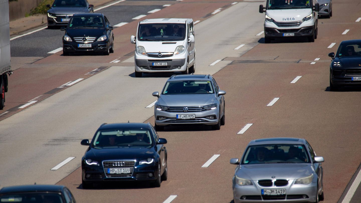 Ein Streit unter Freundinnen auf der Autobahn rief die Polizei auf den Plan (Archivbild)