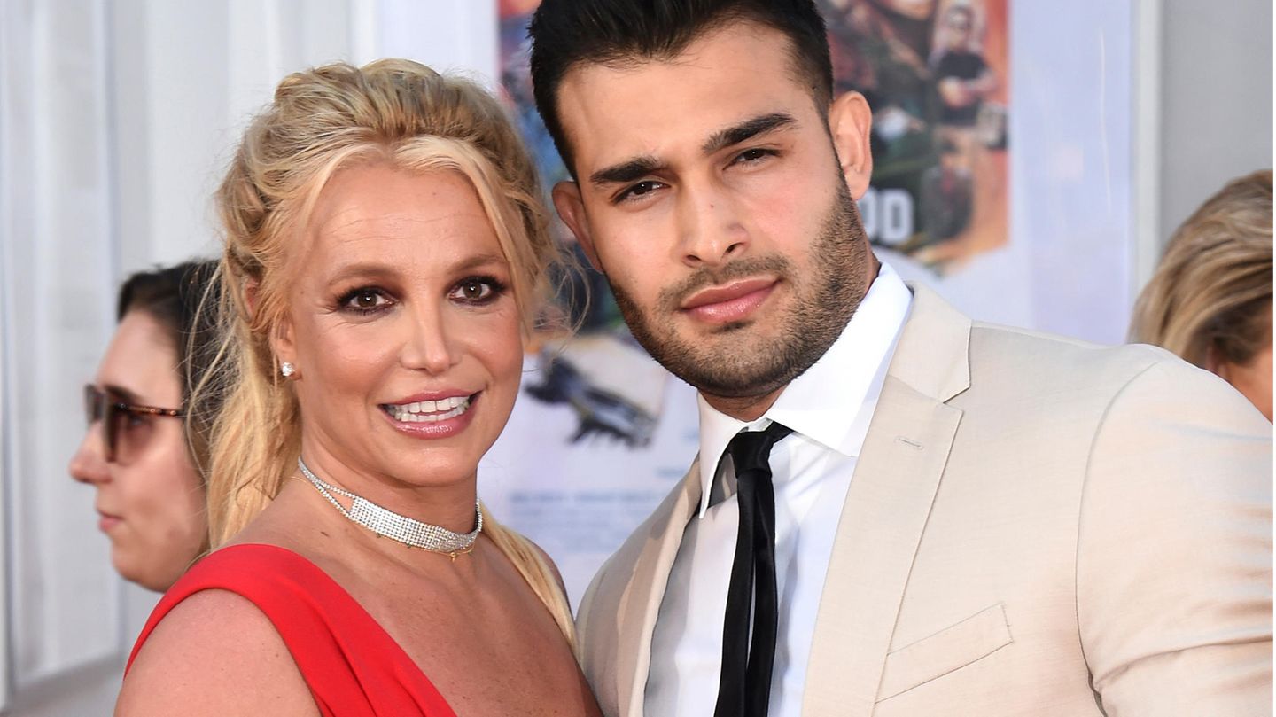 Britney Spears und Sam Asghari Britney Spears und Sam Asghari
