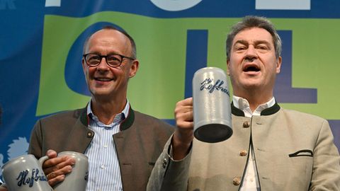 Markus Söder und Friedrich Merz beim Gillamoos