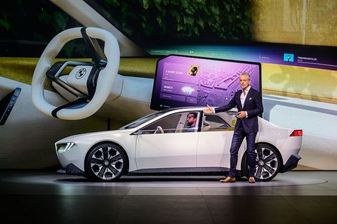 BMW IAA 2023