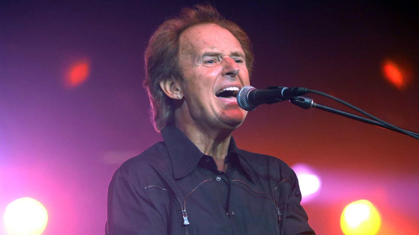 “Dream Weaver” singer Gary Wright has died at the age of 80