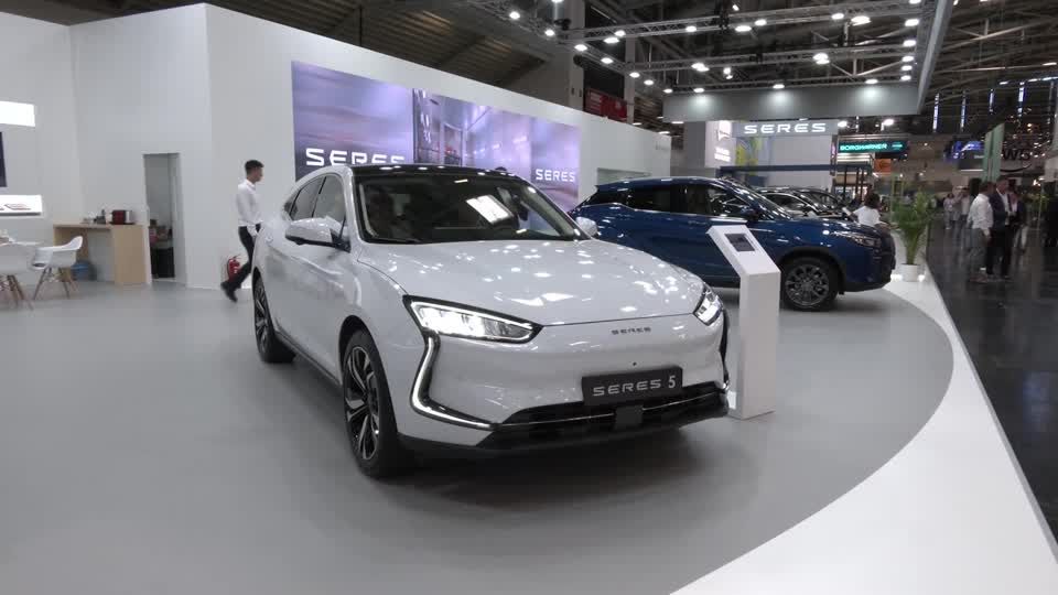Video: Elektro-Autos: Harte Konkurrenz für deutsche Hersteller auf der IAA