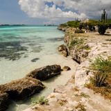 Der Strand von Aruba, einer kleinen Karibikinsel vor der Küste Venezuelas,