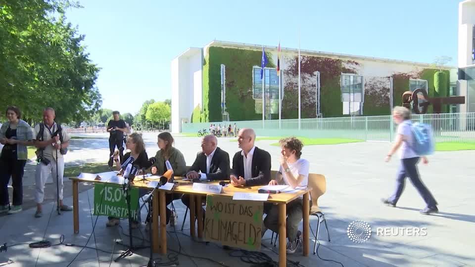 Video: Fridays for Future fordert "Klima-Doppelwumms"